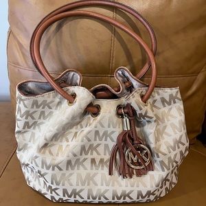 Michael Kors shoulder bag